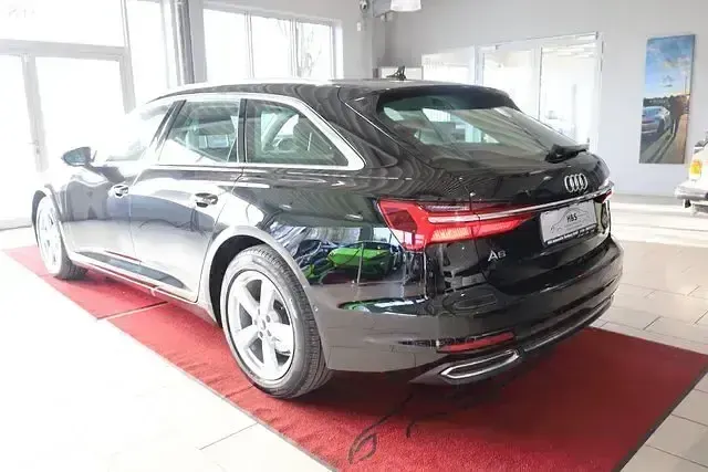 Gebraucht Audi A6 Sport 204 PS (150 kW) 2022 Brillantschwarz Kombi