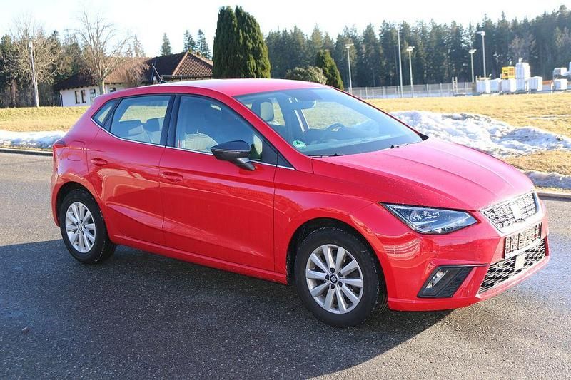 Gebraucht Seat Ibiza XCELLENCE 95 PS (69 kW) 2021 Rot Limousine
