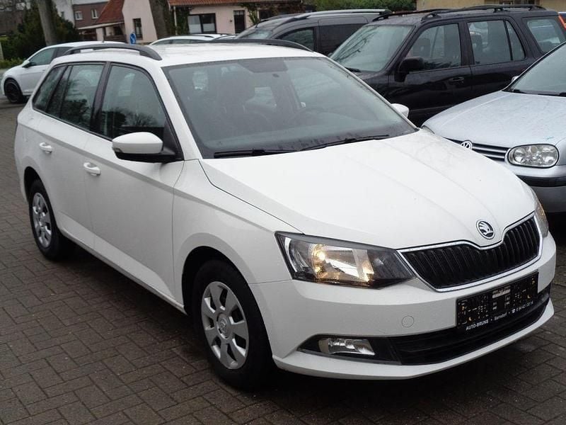 Gebraucht Skoda Fabia Ambition 90 PS (66 kW) 2016 Weiß Kombi