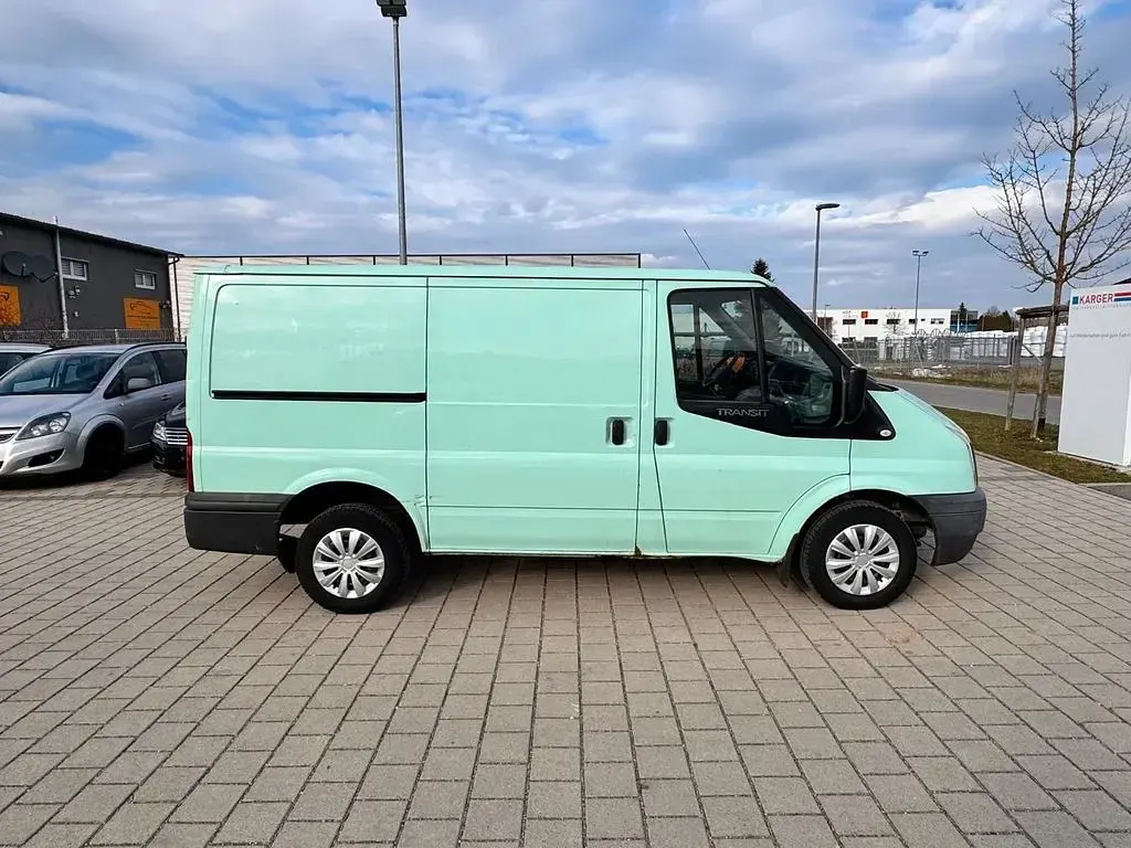 Gebraucht Ford Transit 101 PS (74 kW) 2011 Grün Van / Kleinbus