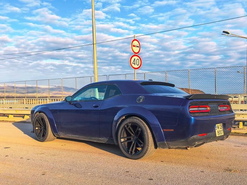 Blau Gebraucht 2021 Dodge Challenger Coupé | 23.000 € - Bild 1/4
