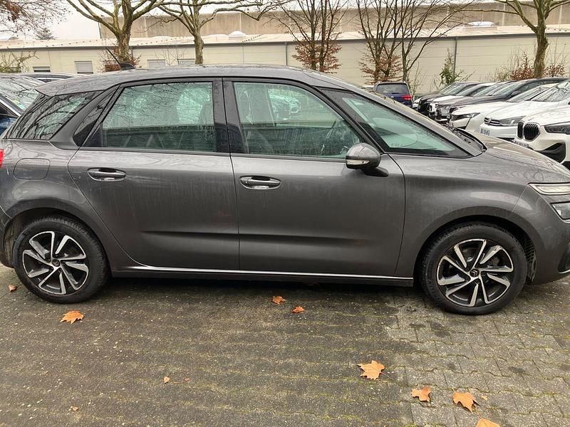 Gebraucht Citroën C4 SpaceTourer Start 131 PS (96 kW) 2020 Grau Van / Kleinbus