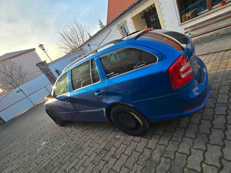 Gebraucht Skoda Octavia 170 PS (125 kW) 2008 Blau Kombi