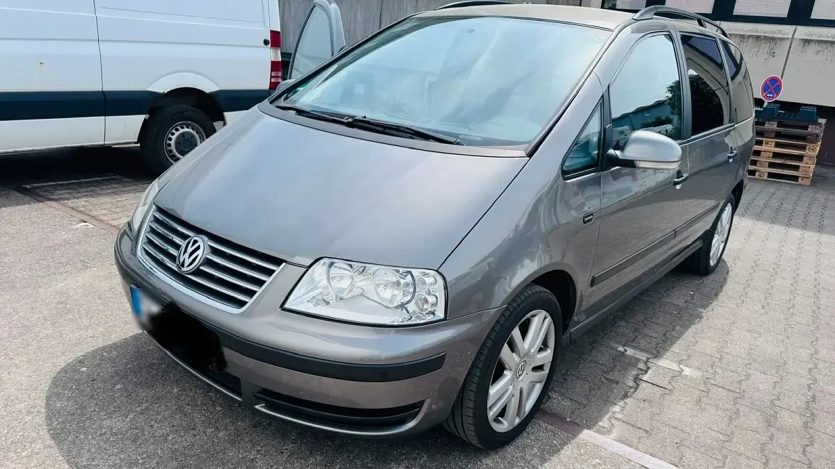 Gebraucht VW Sharan 2010 Grau Van / Kleinbus
