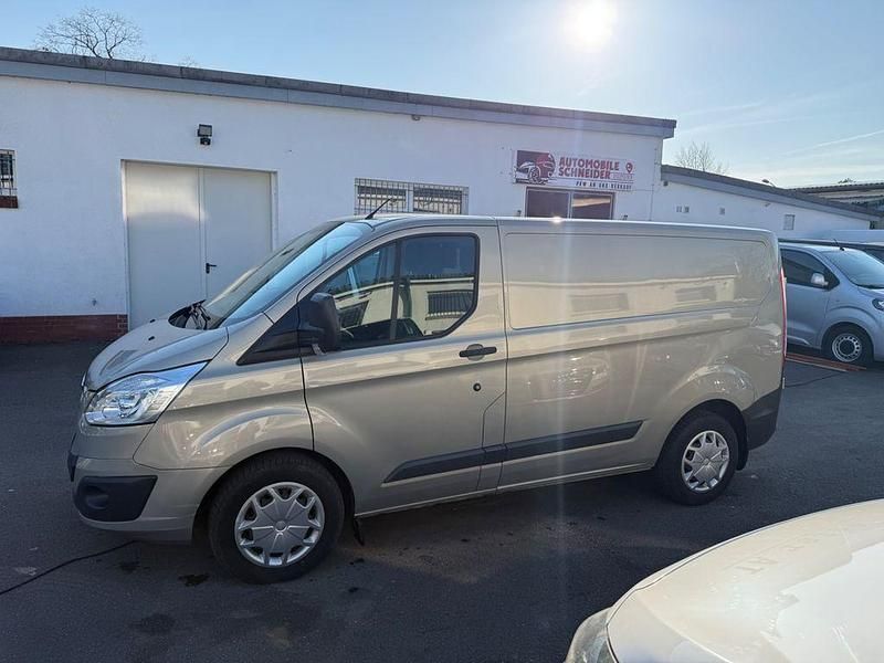 Gebraucht Ford Transit Custom 131 PS (96 kW) 2018 Gold Van / Kleinbus
