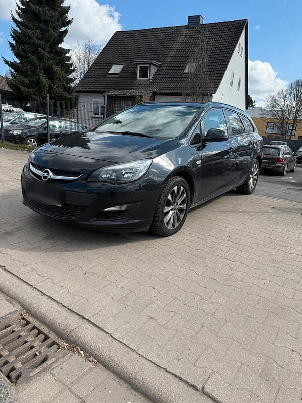 Gebraucht Opel Astra 110 PS (80 kW) 2013 Schwarz Kombi