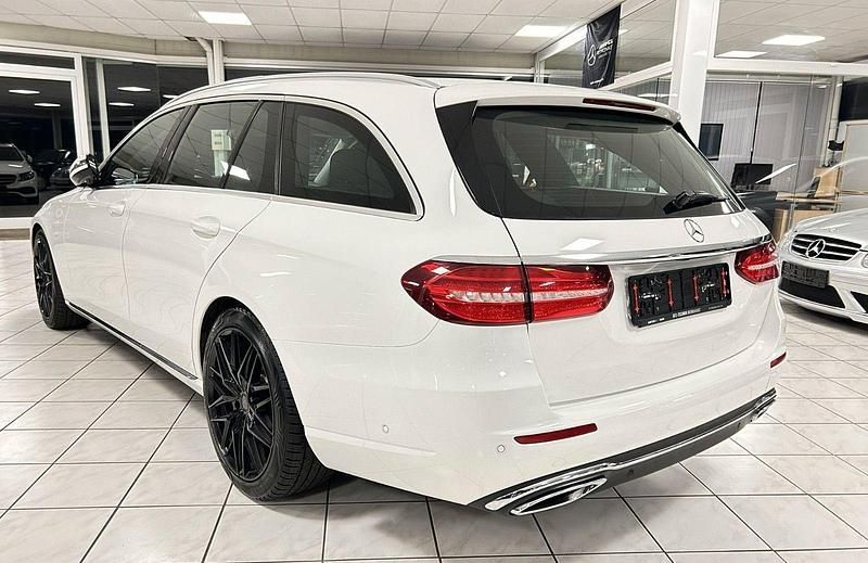 Usata Mercedes E350 258 CV (189 kW) 2017 Bianco Station wagon