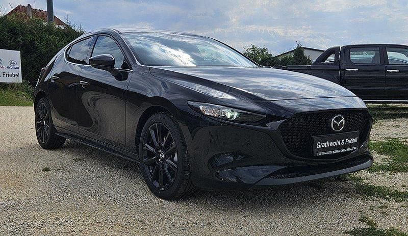 Neu Mazda 3 Homura-Line 140 PS (102 kW) 2025 Schwarz Limousine