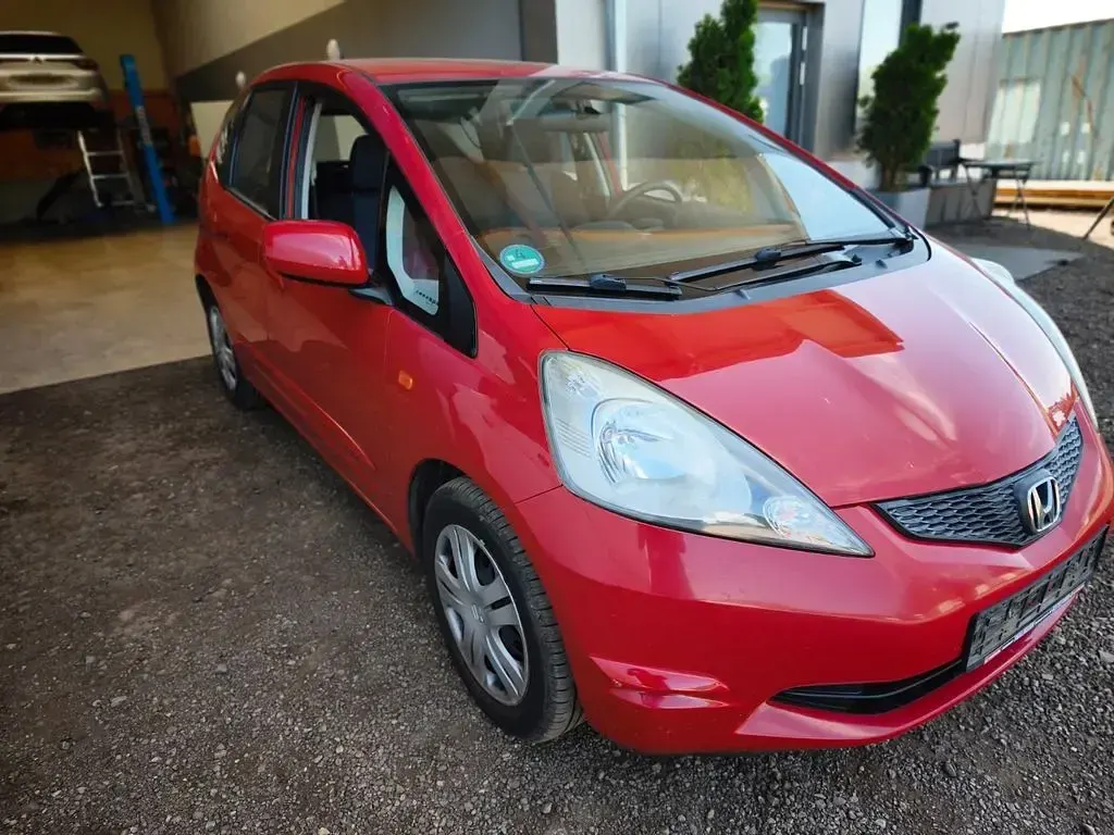 Gebraucht Honda Jazz Trend 90 PS (66 kW) 2009 Rot Kleinwagen