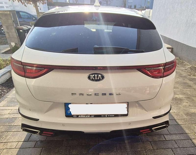 Gebraucht Kia ProCeed GT 204 PS (150 kW) 2019 Weiß Kombi