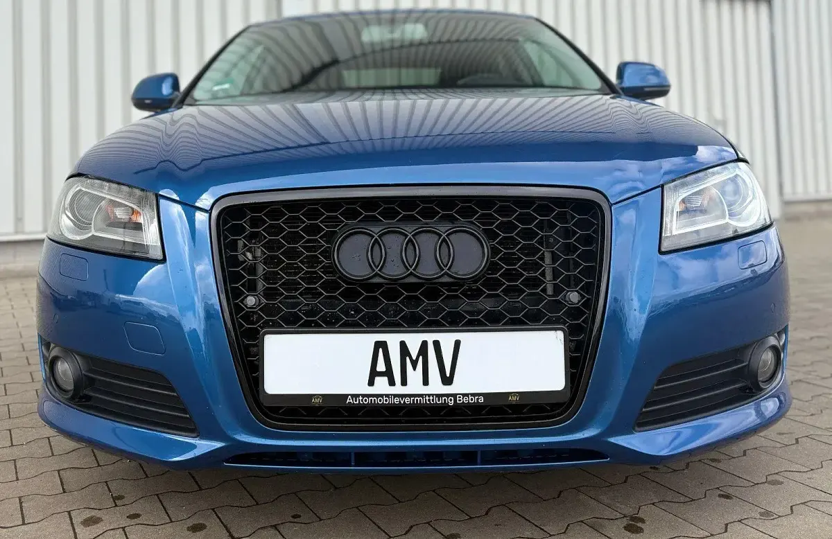 Gebraucht Audi A3 Ambition 125 PS (91 kW) 2011 Blau Kleinwagen