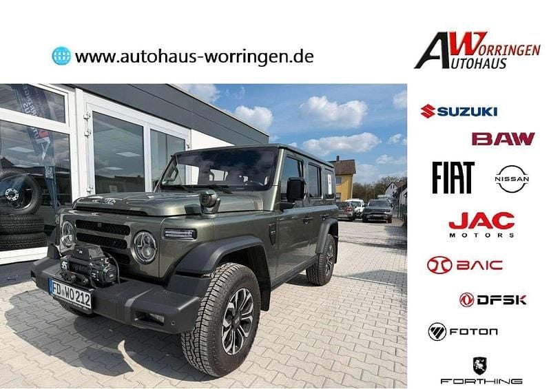 Neu BAW 212 166 PS (122 kW) 2025 Grau SUV