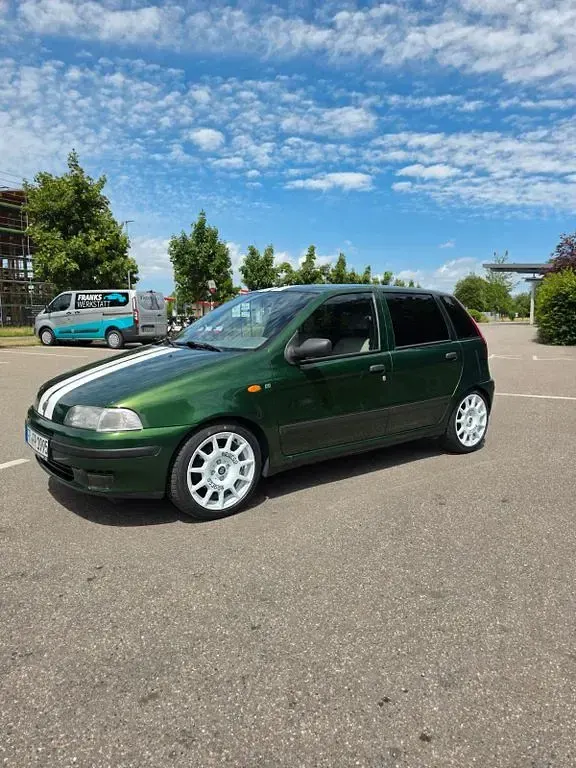 Gebraucht Fiat Punto 88 PS (64 kW) 1995 Grün Limousine