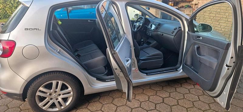 Gebraucht VW Golf V 102 PS (75 kW) 2006 Silber Kleinwagen