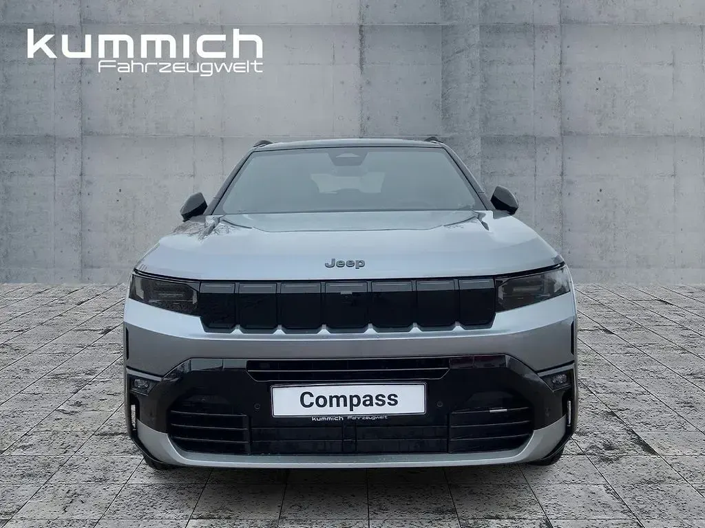 Gebraucht Jeep Compass 144 PS (105 kW) 2026 Grau SUV