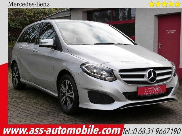 Silber Gebraucht 2015 Mercedes B180 Edition Van / Kleinbus | 15.490 € (Etwas zu teuer) - Bild 1/4