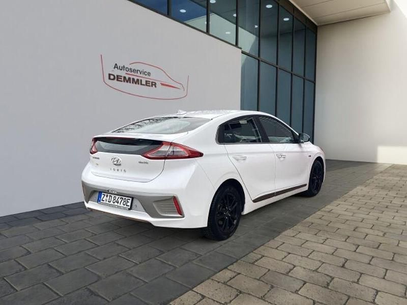 Gebraucht Hyundai Ioniq Style 88 kW (120 PS) 2018 Weiß Kleinwagen