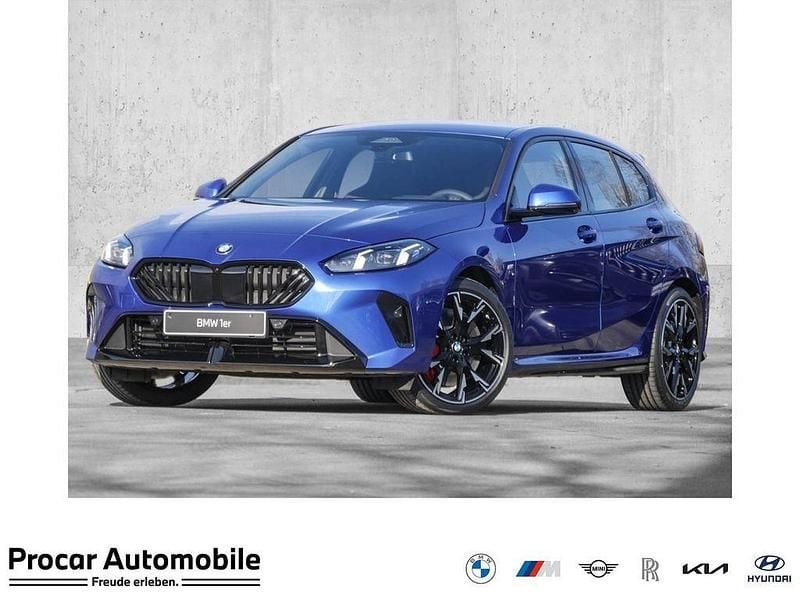 Blau Neu 2025 BMW 120 M Sport Kleinwagen | 40.999 € (Fairer Preis) - Bild 1/4