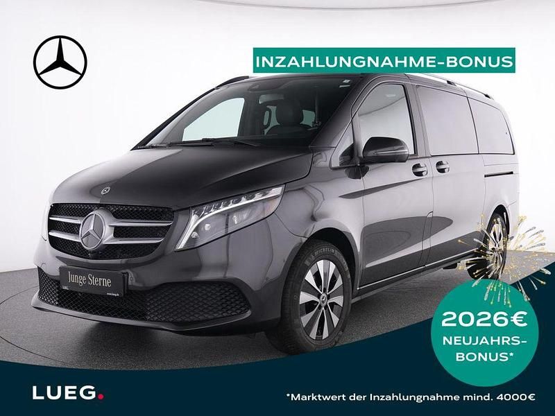 Grau Gebraucht 2024 Mercedes V300 Van / Kleinbus | 72.795 € (Guter Preis) - Bild 1/4