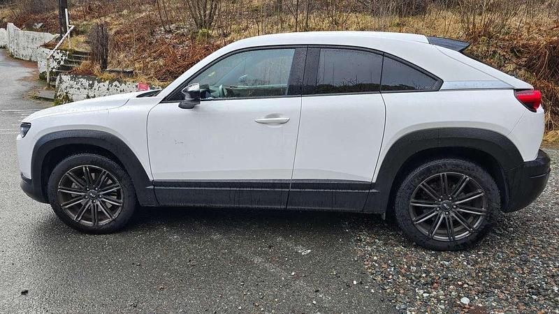 Gebraucht Mazda MX30 Edition 106 kW (145 PS) 2021 Weiß SUV