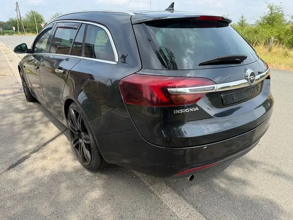 Gebraucht Opel Insignia Business Innovation 140 PS (102 kW) 2014 Schwarz Kombi