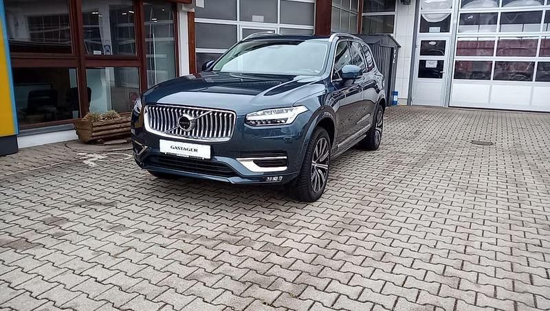 Gebraucht Volvo XC90 Plus 250 PS (183 kW) 2023 Blau SUV