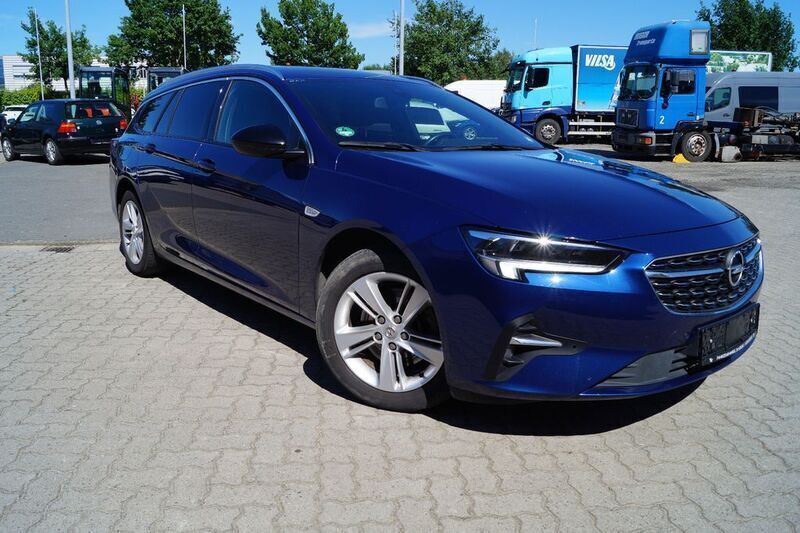 Blau Gebraucht 2021 Opel Insignia Business Limousine | 11.500 € (Guter Preis) - Bild 1/4