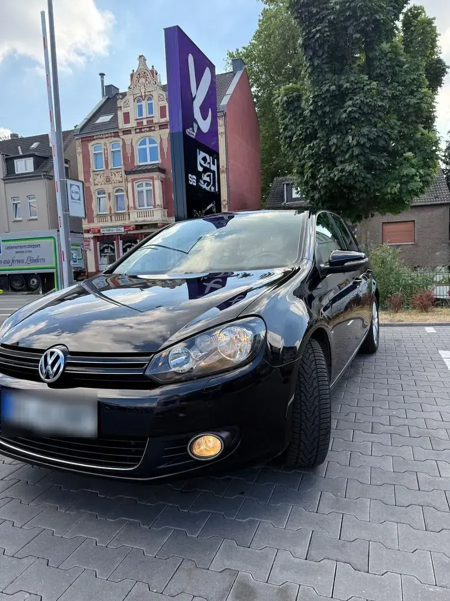Gebraucht VW Golf VI Highline 110 PS (80 kW) 2009 Schwarz Kleinwagen