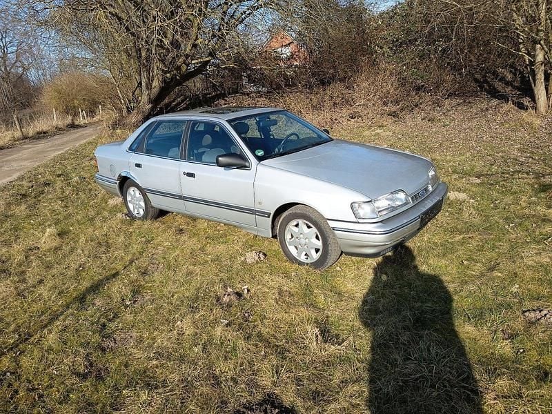 Gebraucht Ford Scorpio 120 PS (88 kW) 1990 Silber Limousine