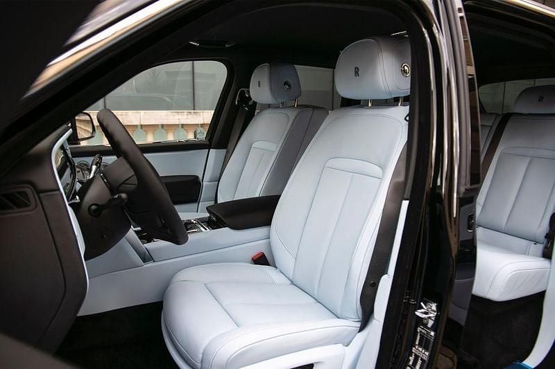 Neu Rolls Royce Cullinan 571 PS (419 kW) 2025 Schwarz SUV