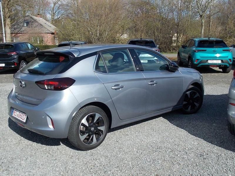 Gebraucht Opel Corsa-e Elegance 100 kW (136 PS) 2022 Kontrast grau Kleinwagen