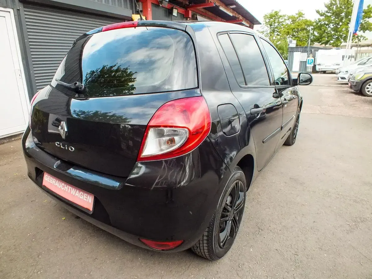 Gebraucht Renault Clio IV 75 PS (55 kW) 2012 Schwarz Kleinwagen