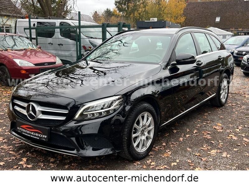 Ung. schwarz unilack Gebraucht 2019 Mercedes C200 Kombi | 17.899 € (Fairer Preis) - Bild 1/4
