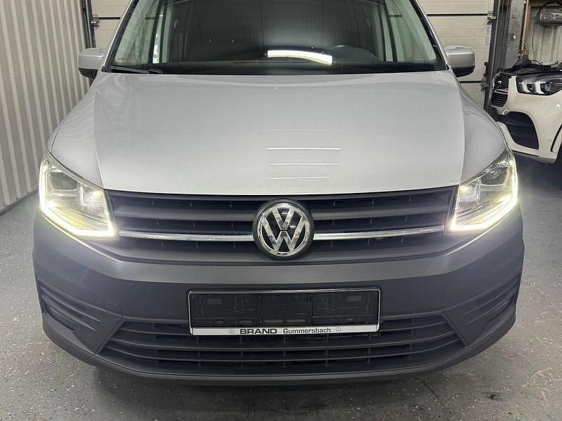 Gebraucht VW Caddy Maxi 150 PS (110 kW) 2019 Silber Van / Kleinbus