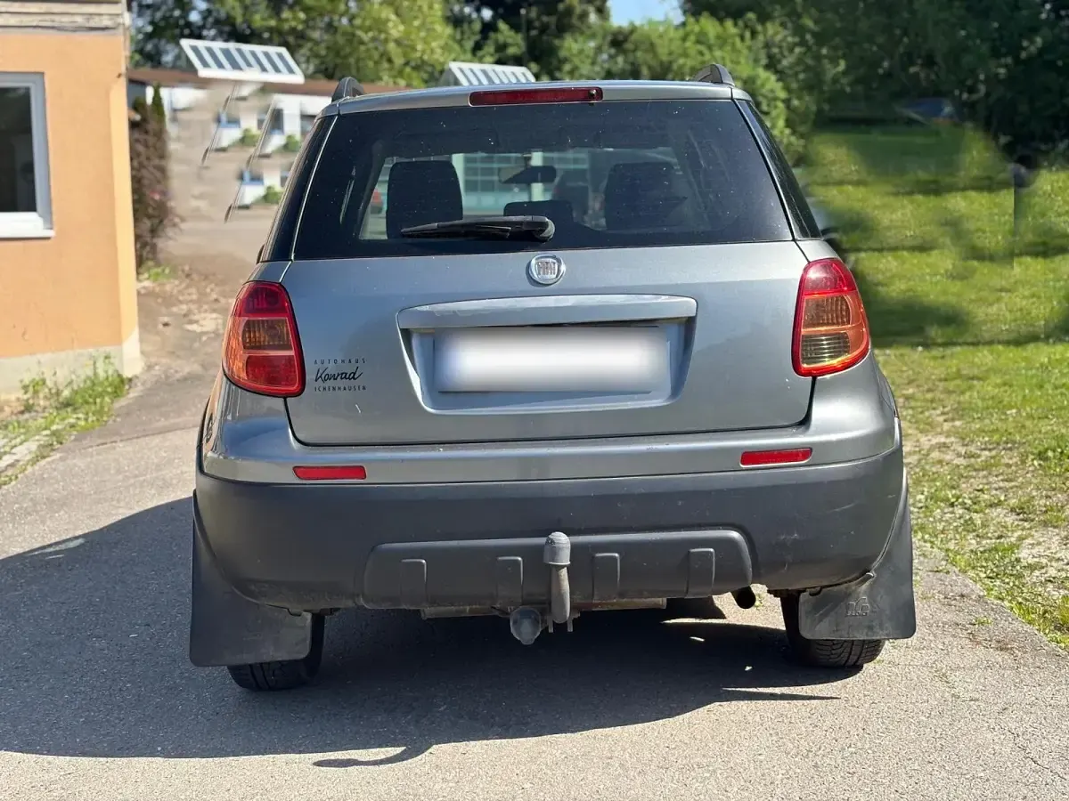 Gebraucht Fiat Sedici 107 PS (78 kW) 2008 Grau SUV