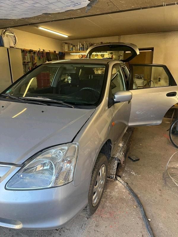 Gebraucht Honda Civic 75 PS (55 kW) 2002 Grau Limousine