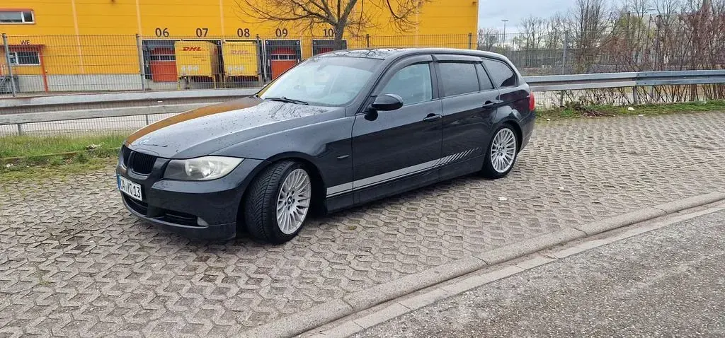 Gebraucht BMW 320 Performance 150 PS (110 kW) 2007 Schwarz Kombi