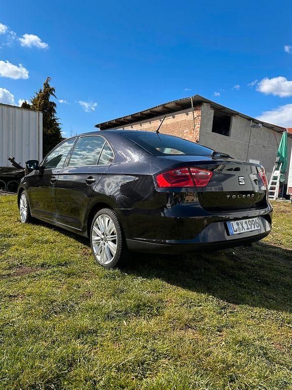 Gebraucht Seat Toledo XCELLENCE 116 PS (85 kW) 2018 Schwarz Kleinwagen