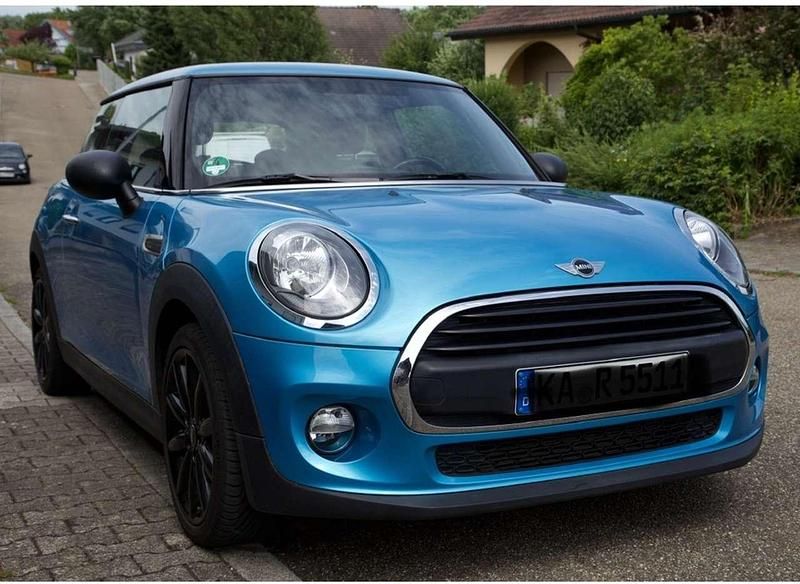 Blau Gebraucht 2017 Mini ONE Kleinwagen | 10.800 € (Guter Preis) - Bild 1/4