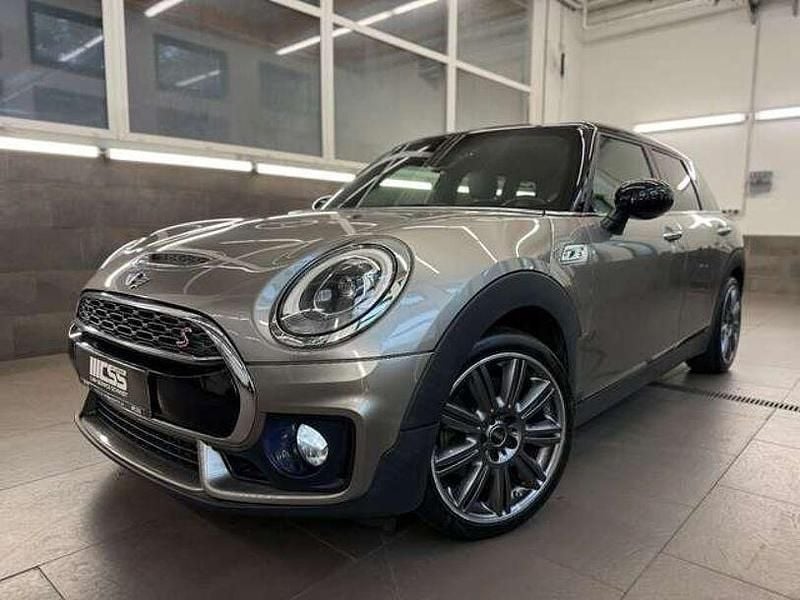 Silber Gebraucht 2017 Mini Cooper Clubman Kombi | 15.888 € - Bild 1/3