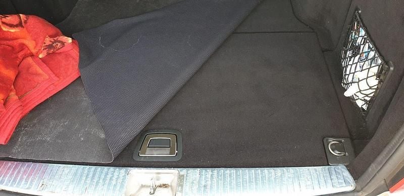 Beige Gebraucht 2009 Mercedes C180 Avantgarde Kombi | 5.500 € (Fairer Preis) - Bild 1/4