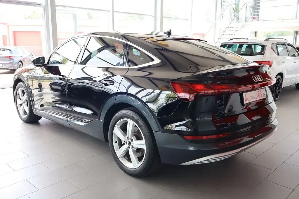 Gebraucht Audi e-tron Sportback 230 kW (313 PS) 2022 Schwarz SUV