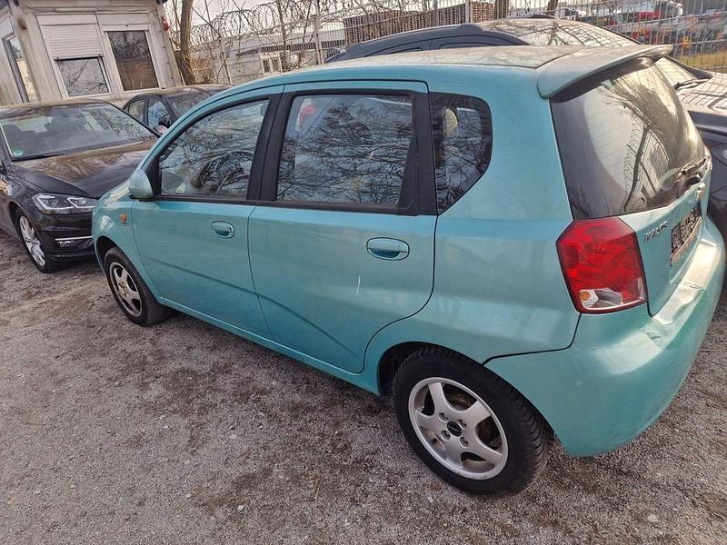 Gebraucht Chevrolet Kalos 90 PS (66 kW) 2004 Grün Limousine