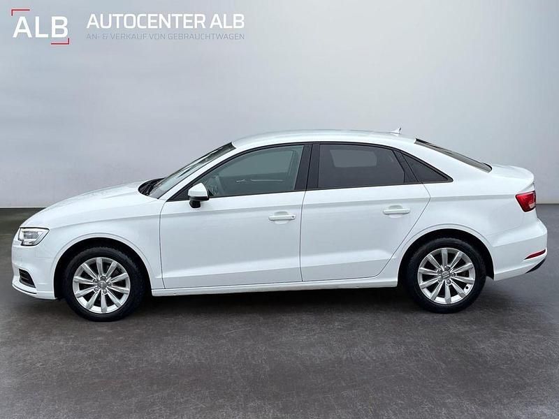 Gebraucht Audi A3 Exclusive 116 PS (85 kW) 2018 Weiß Limousine