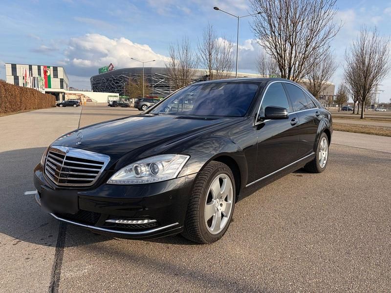 Gebraucht Mercedes S350 258 PS (189 kW) 2012 Schwarz Limousine