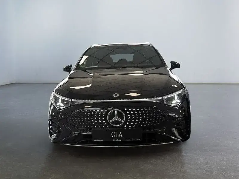 Gebraucht Mercedes CLA 250+ AMG 200 kW (272 PS) 2026 Schwarz Limousine
