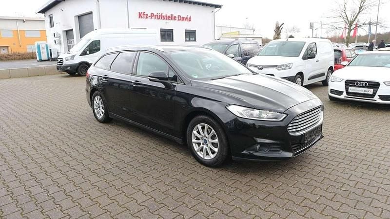 Gebraucht Ford Mondeo 160 PS (117 kW) 2016 Schwarz Kombi