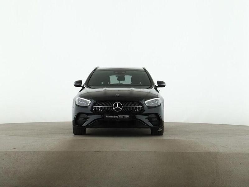 Gebraucht Mercedes E300 AMG 320 PS (235 kW) 2022 Schwarz Kombi