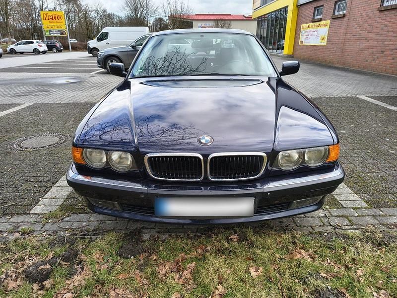 Gebraucht BMW 728 193 PS (141 kW) 2000 Blau Limousine