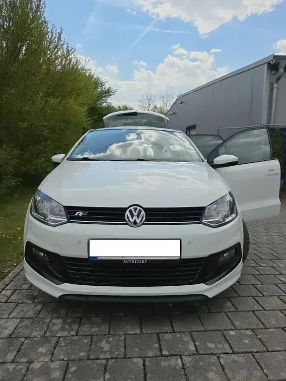 Gebraucht VW Polo Sound 90 PS (66 kW) 2017 Weiß Limousine